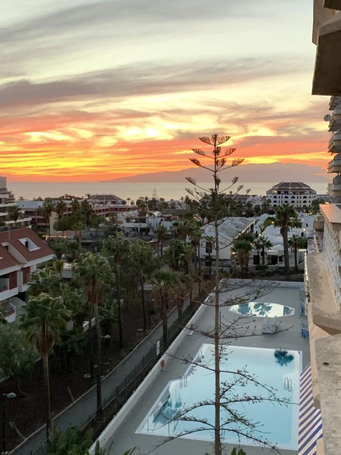 Superb Seaview Apartment In Playa De Las Americas Exterior photo